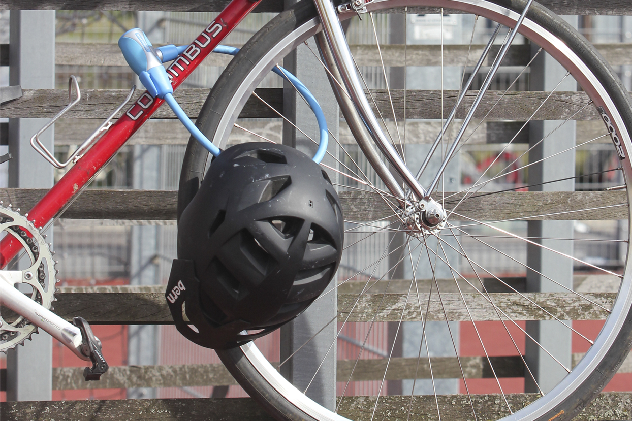 bicycle helmet lock